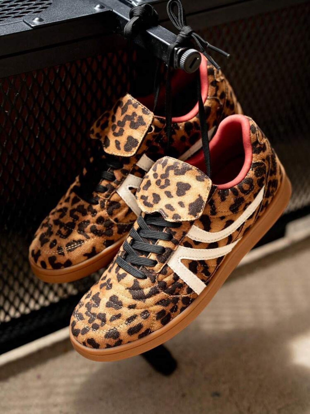 Rosella Carlie Leopard Print Faux Suede Sneakers Street Tennis Shoes 7.5 (38)